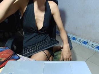 yeasty1men webcam bongacams model stream image