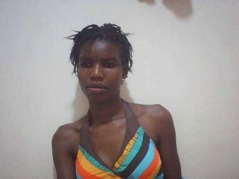 Beautyviny2 webcam model stream image