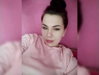 Lilmommy webcam model stream image