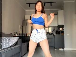 moiracrissey webcam model stream image