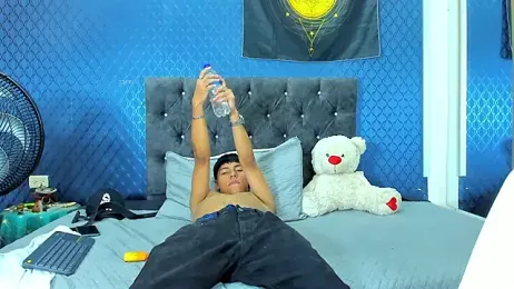 king_viper_ webcam stripchat model stream image