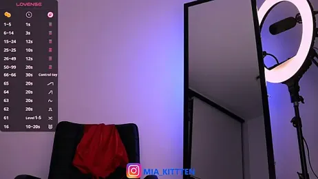 mia_kittten webcam model stream image