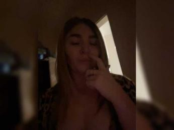 Anyutinka69 webcam model stream image