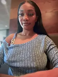__Nessa__ webcam model stream image
