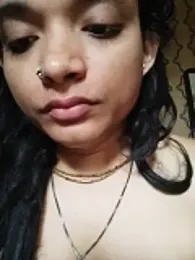 SweetTsAngel webcam model stream image