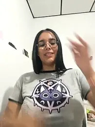 Annya-sweet webcam model stream image