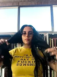 Annya-sweet webcam model stream image