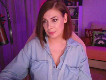 LadyLLS webcam model stream image