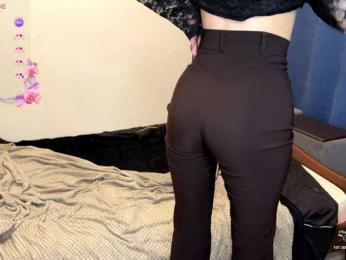 SweetiLun1 webcam bongacams model stream image