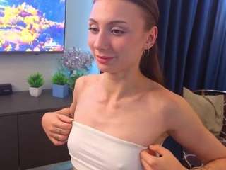 corinateasdale webcam camsoda model stream image