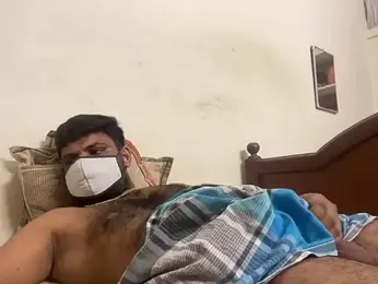 HandsomeMche webcam model stream image