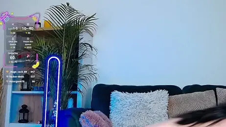 Avery-- webcam model stream image