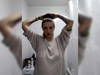 Irina11 webcam bongacams model stream image