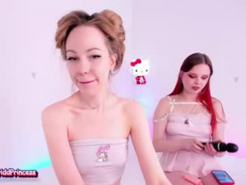 helloiamastrid webcam model stream image