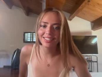 honeyyy95 webcam chaturbate model stream image