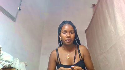 Esmeralda28 webcam model stream image