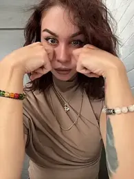 RosieDesire webcam stripchat model stream image