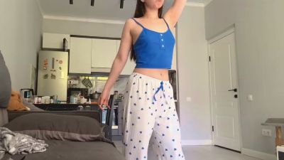 ElletteBeat webcam model stream image