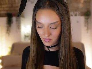 claramia webcam model stream image