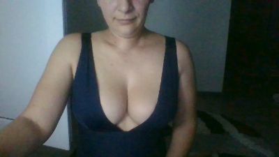 Adela webcam cam4 model stream image
