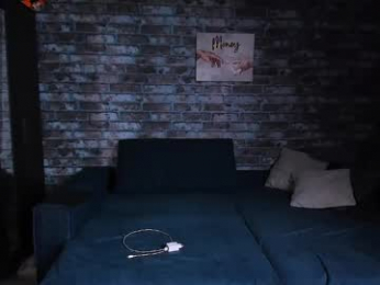 mark_normal webcam model stream image