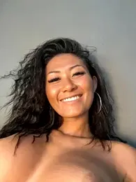 thai-dreamgirl webcam model stream image