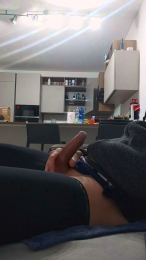 Merioluffy webcam model stream image