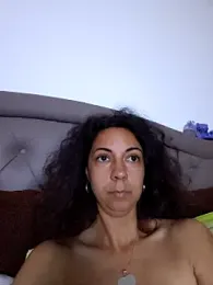 naughty69curls webcam model stream image