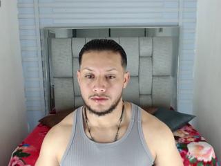 William Jhones webcam model stream image