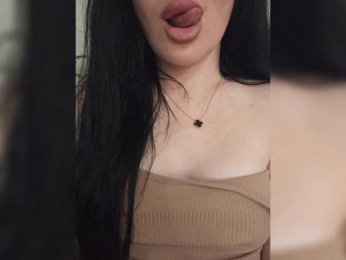 Black_chick webcam model stream image