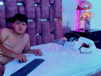 emilyandrew_ webcam model stream image