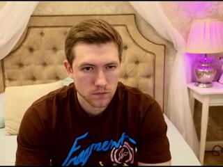 Ethan Pinkman webcam flirt4free model stream image