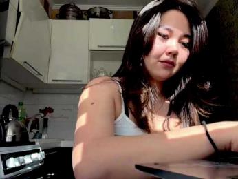 CrystaTakenaka webcam model stream image