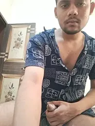 ProperCoach18 webcam model stream image