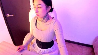 lauramillers webcam model stream image