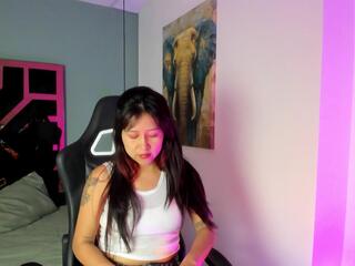 Emily Brookss webcam model stream image