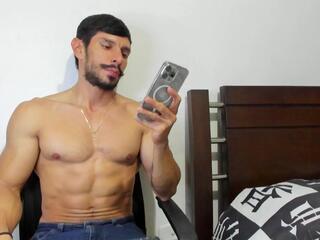 Robert Hunk webcam model stream image