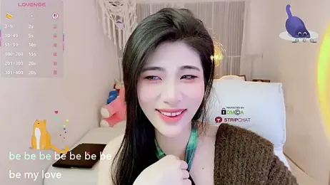 Vaidurya-Yolo webcam stripchat model stream image