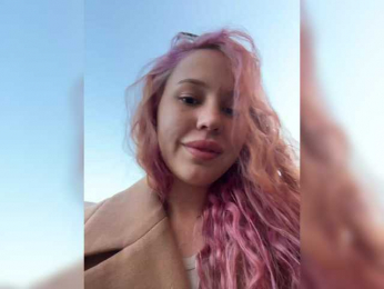 dikidii webcam model stream image