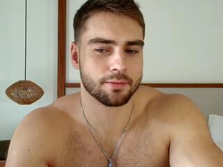 Roan Birkin webcam flirt4free model stream image