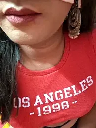 glitchwaligirl webcam stripchat model stream image