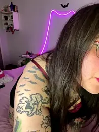 Mizztikaa webcam model stream image