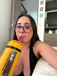 anli5 webcam model stream image