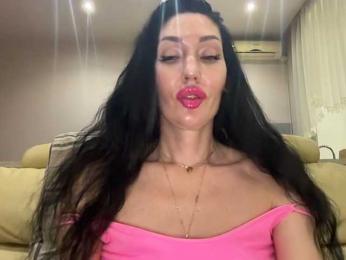 KorolevaQween000 webcam model stream image