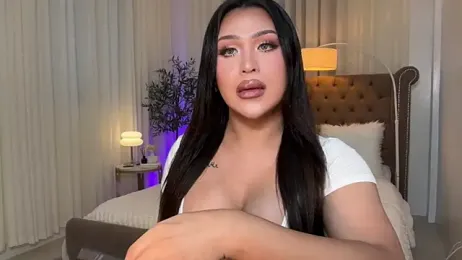 Your_Majesty_Tyra webcam model stream image