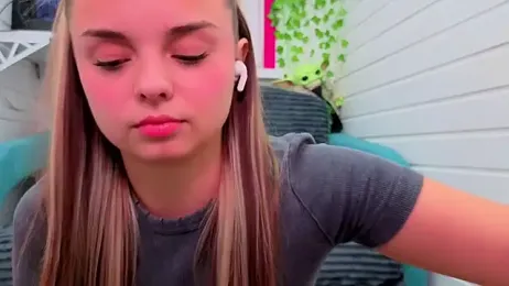 Misss_Vikk webcam model stream image