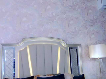 Issadorra webcam bongacams model stream image