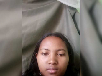 Murielle-1 webcam model stream image