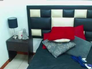 sensual-violet webcam model stream image