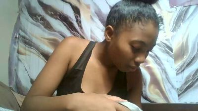 Shinah webcam model stream image